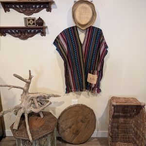 ELEPHANT JUNGLE SANCTUARY Women Handmade Poncho Size L Thailand Boho Eclectic